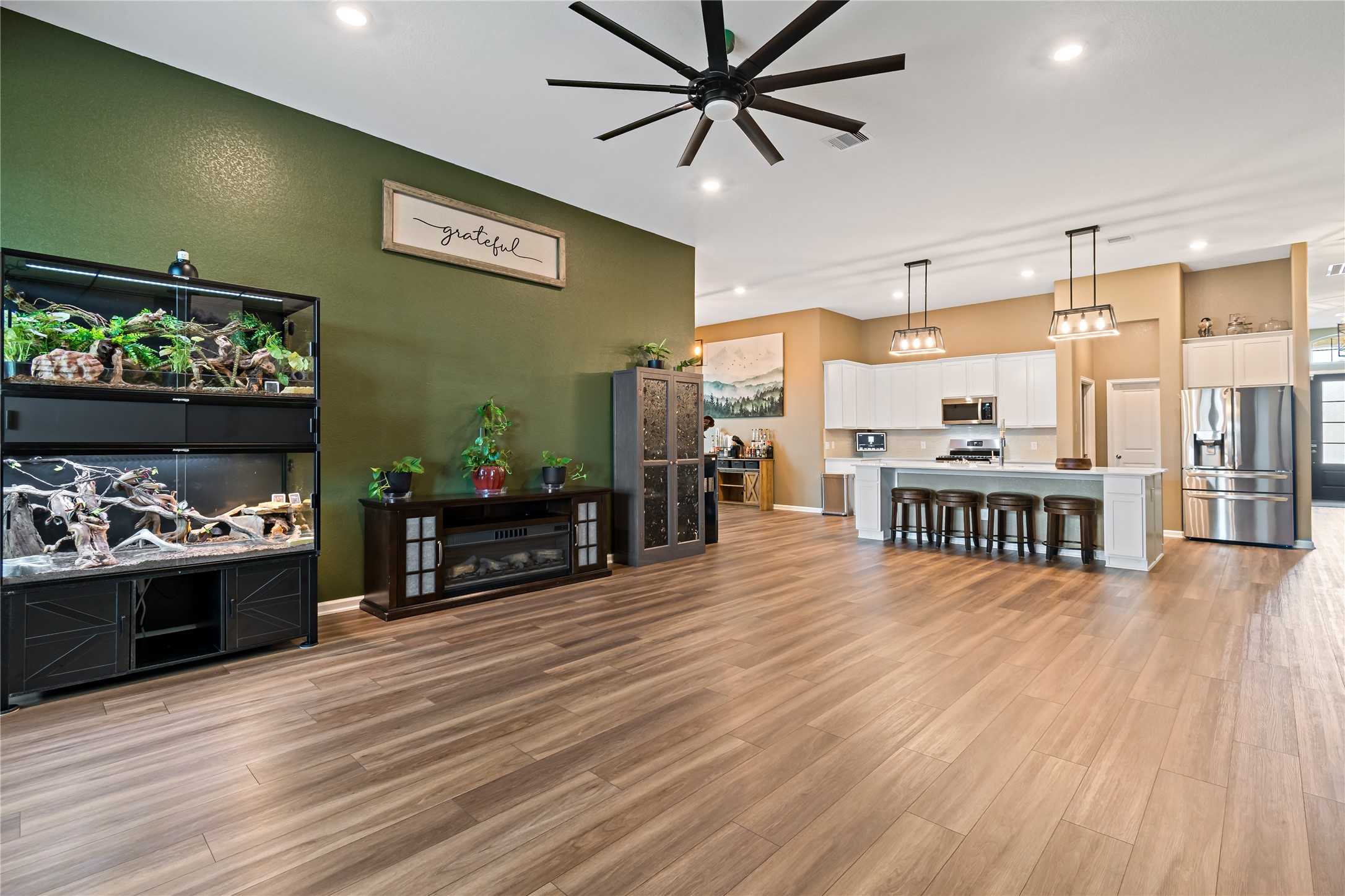 4403 Annandale Lane Rosharon, TX 77583 - Photo 27 of 48 a living room with furniture and a wooden floor