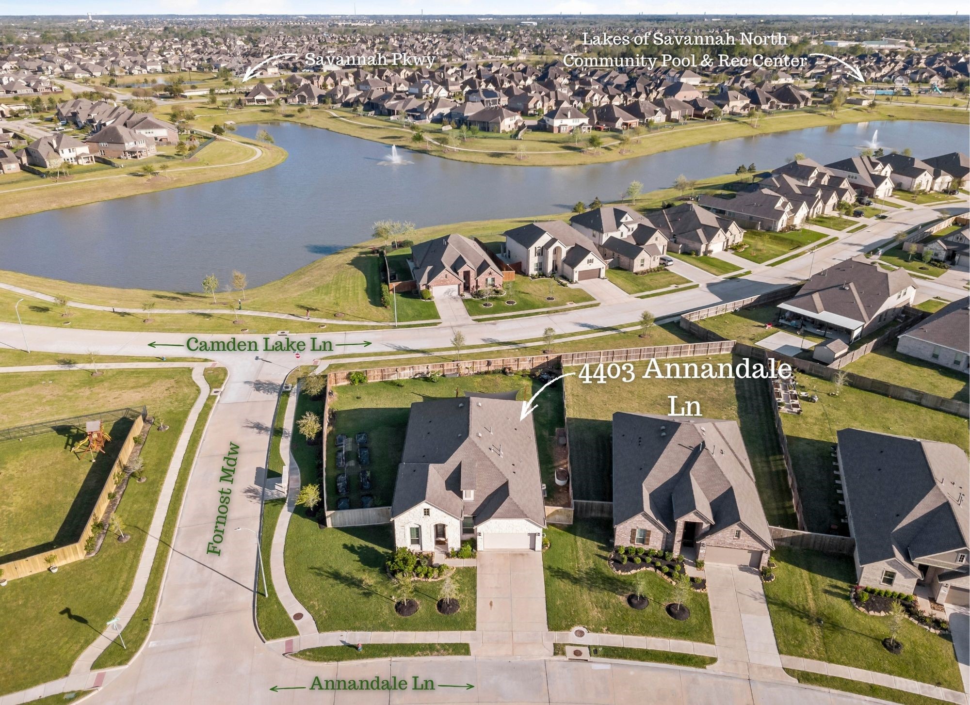 4403 Annandale Lane Rosharon, TX 77583 - Photo 42 of 48 an aerial view of residential houses with outdoor space and ocean view