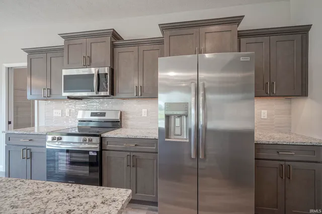 $469,900 | 825 Ravenstone Drive, Lafayette, IN 47909