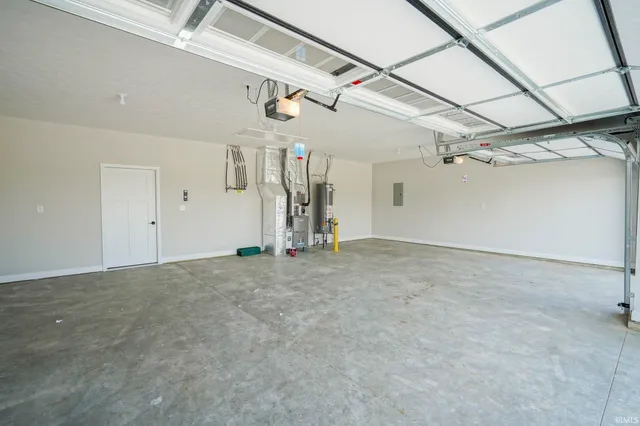 $469,900 | 825 Ravenstone Drive, Lafayette, IN 47909