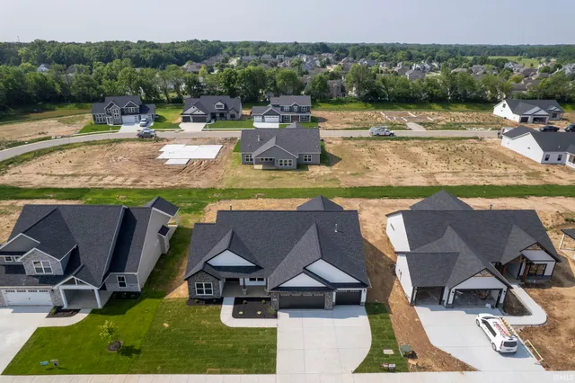 $469,900 | 825 Ravenstone Drive, Lafayette, IN 47909