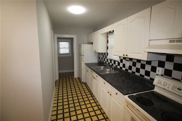 $110,000 | 2230 East 67th Terrace, Kansas City, MO 64132