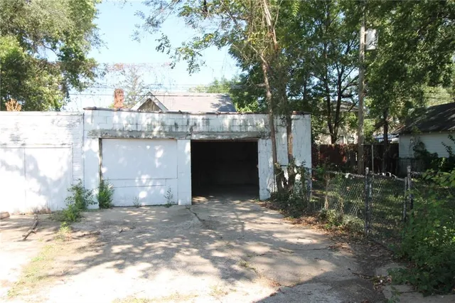 $110,000 | 2230 East 67th Terrace, Kansas City, MO 64132