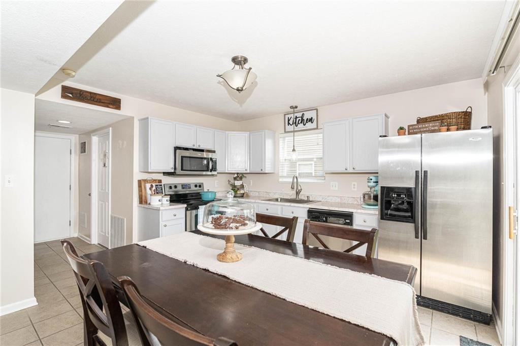 6121 Rocky Road Anderson, IN 46013 - Photo 13 of 30 Gallery Image 13
