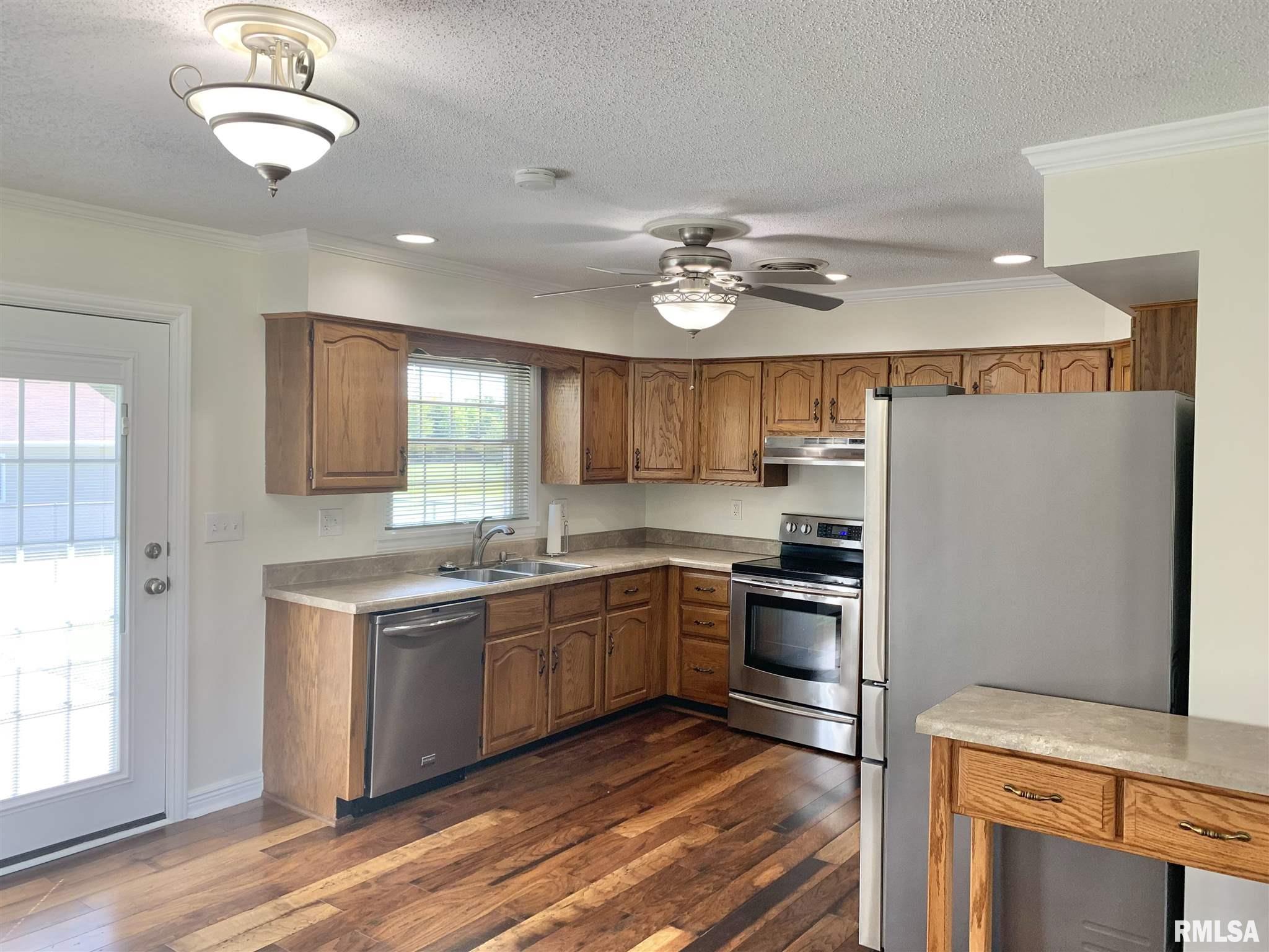 3462 Grange Hall Road Marion, IL 62959 - Photo 5 of 41