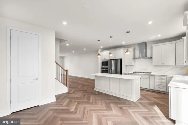 $909,630 | 42123 Picasso Square, Ashburn, VA 20148