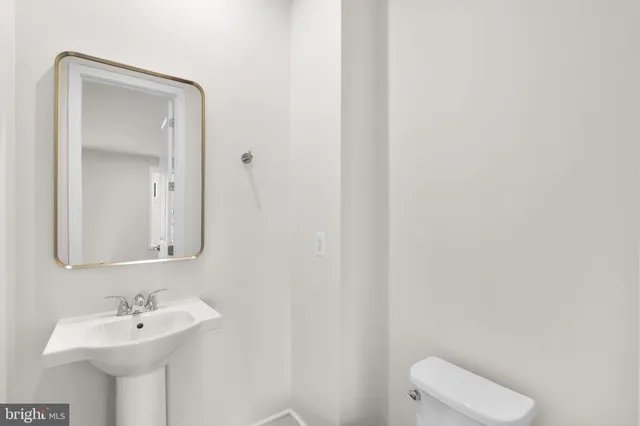 $909,630 | 42123 Picasso Square, Ashburn, VA 20148