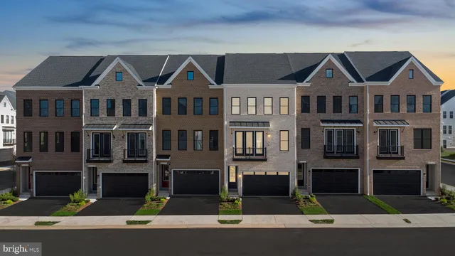 $909,630 | 42123 Picasso Square, Ashburn, VA 20148
