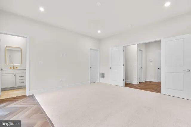 $909,630 | 42123 Picasso Square, Ashburn, VA 20148