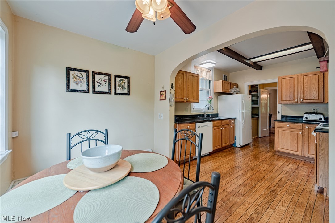 12705 Cedar Road Cleveland, OH 44106 - Photo 16 of 35 Gallery Image 16