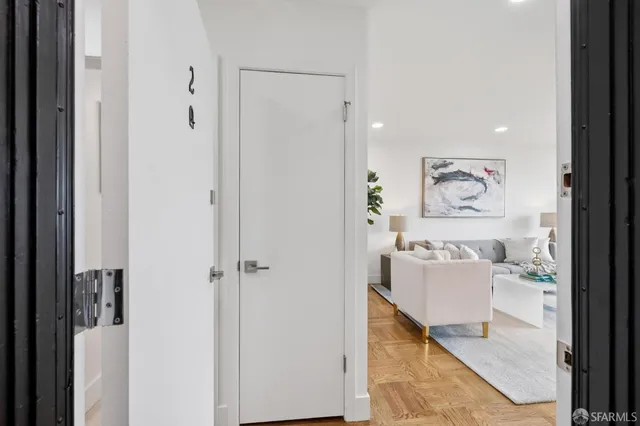 $1,095,000 | 3711 Market Street, Unit B, San Francisco, CA 94131