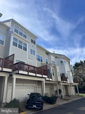 $3,750 | 6493 Powatan Knoll Court, Alexandria, VA 22312
