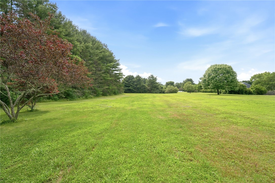125 Arcadia Road Hopkinton, RI 02832 - Photo 16 of 50