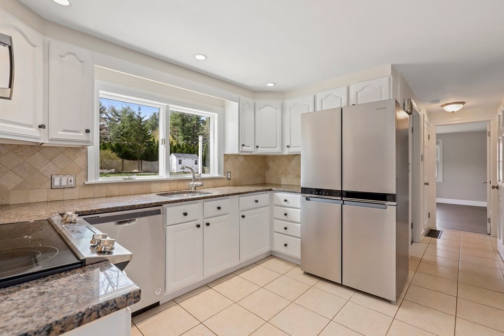 1 Mitchell Road Lynnfield, MA 01940 - Photo 16 of 42 Gallery Image 16