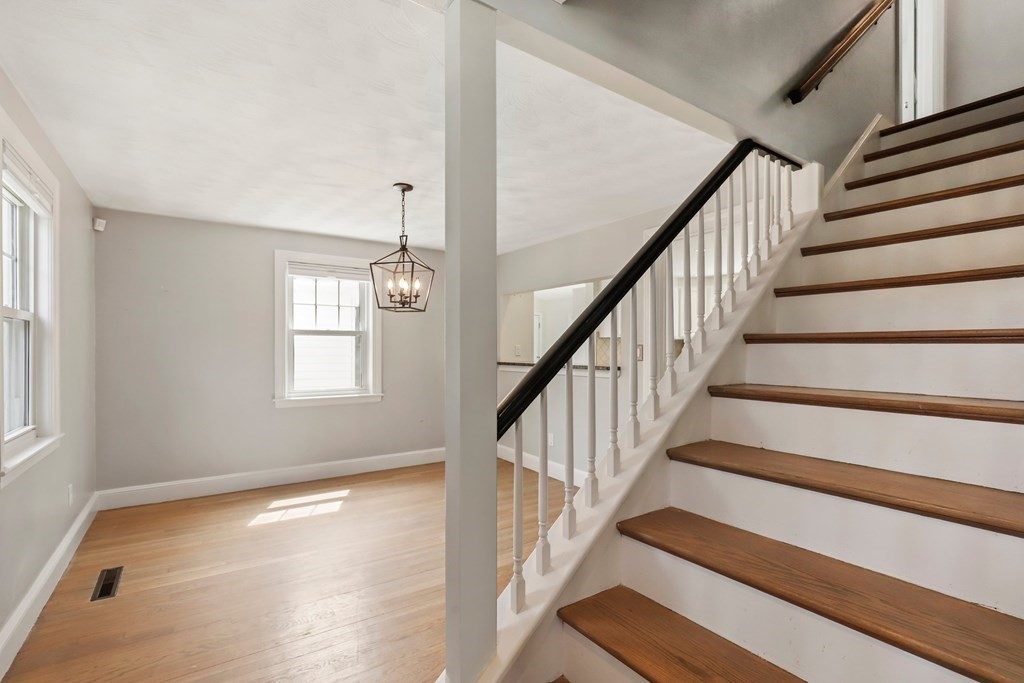 1 Mitchell Road Lynnfield, MA 01940 - Photo 9 of 42 Gallery Image 9