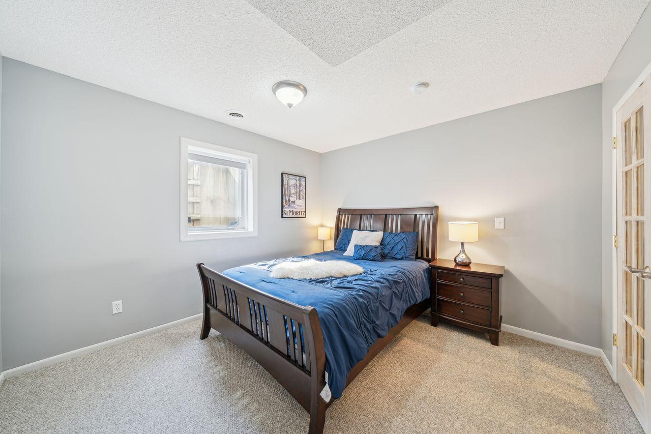 688 Falcon Ridge Road Woodbury, MN 55125 - Photo 25 of 36 Gallery Image 25