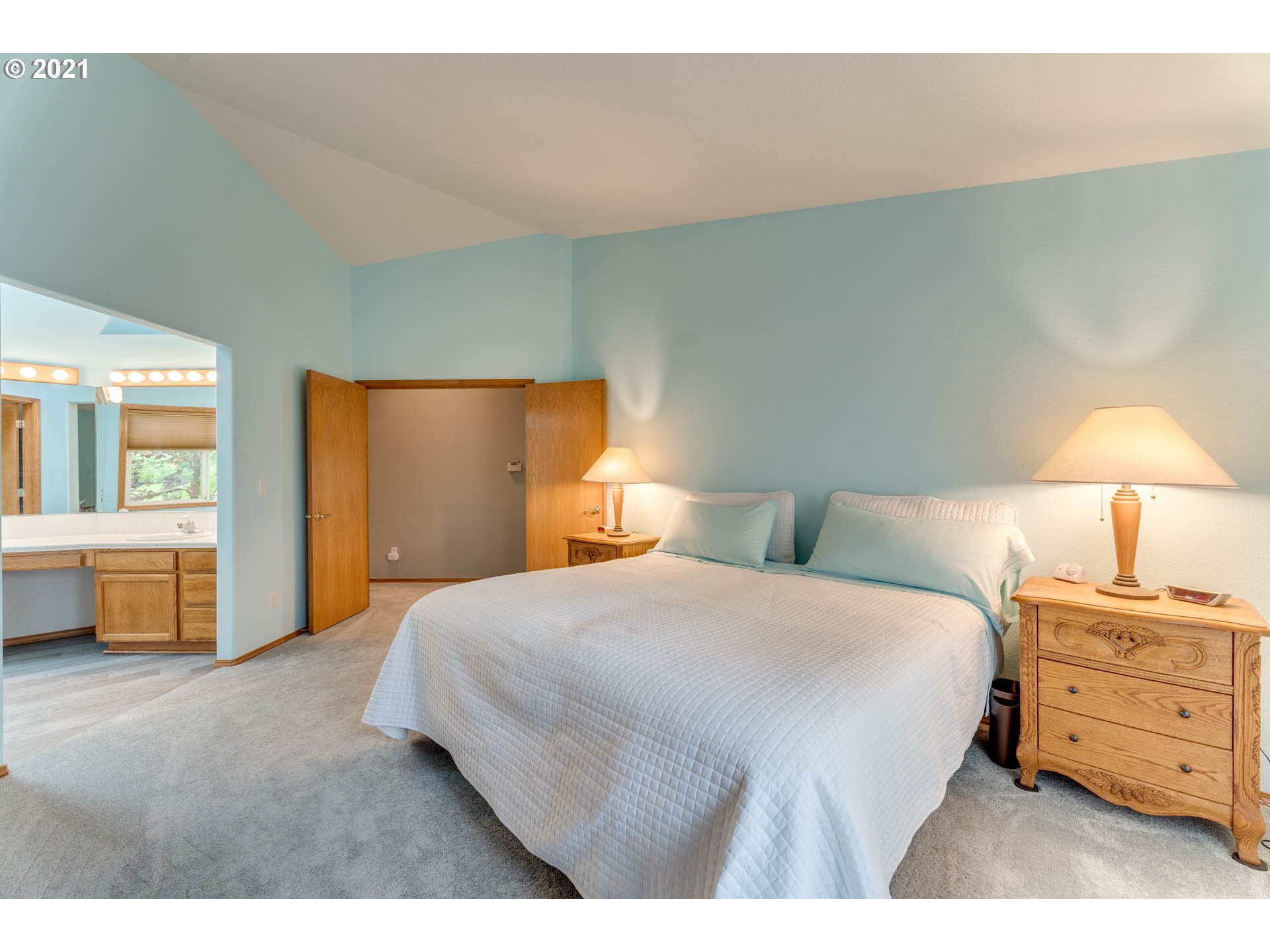 262 Southwest Gabbert Road Gresham, OR 97080 - Photo 20 of 32 Bedroom, Primary