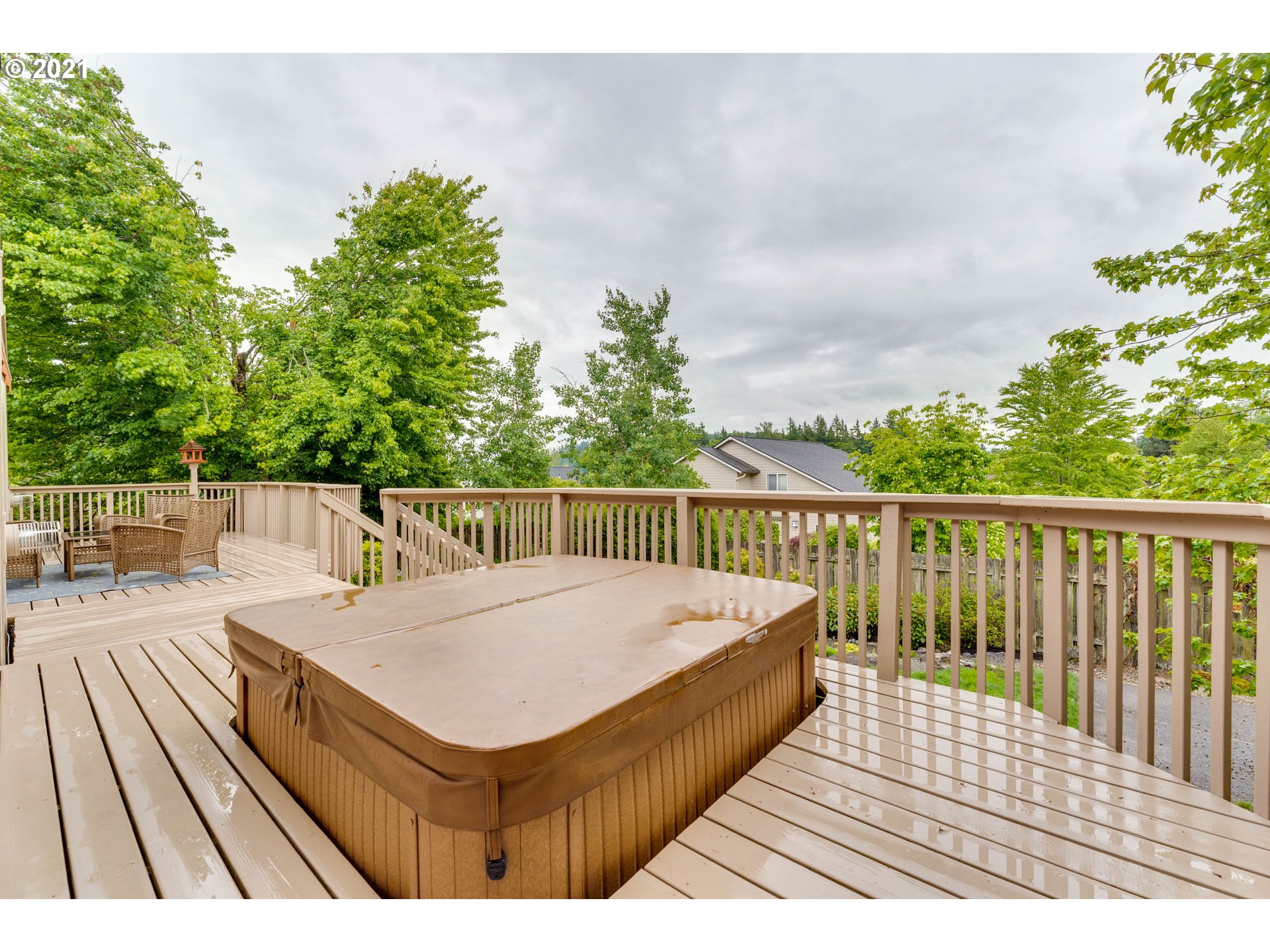 262 Southwest Gabbert Road Gresham, OR 97080 - Photo 23 of 32 Deck