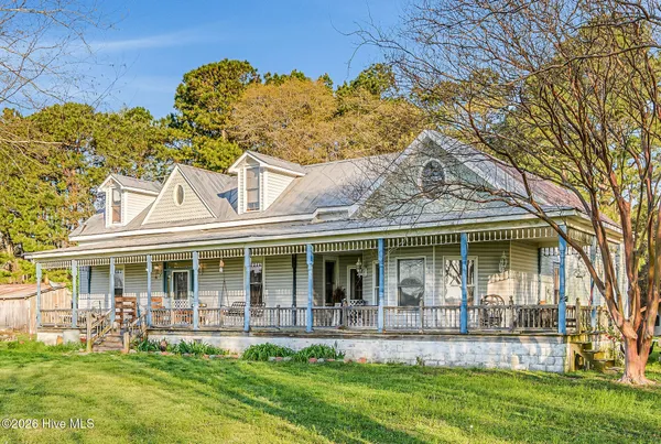 $225,000 | 295 Henry Dunn Pickett Road, Beulaville, NC 28518