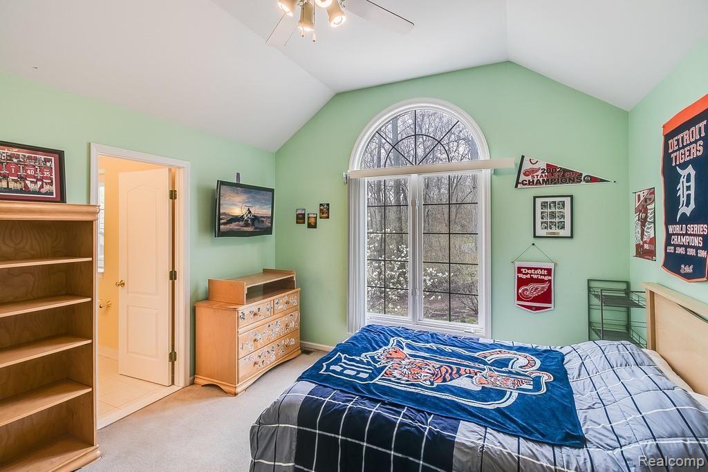 5345 Stickney Road Clarkston, MI 48348 - Photo 28 of 60 Bedroom 2.jpg
