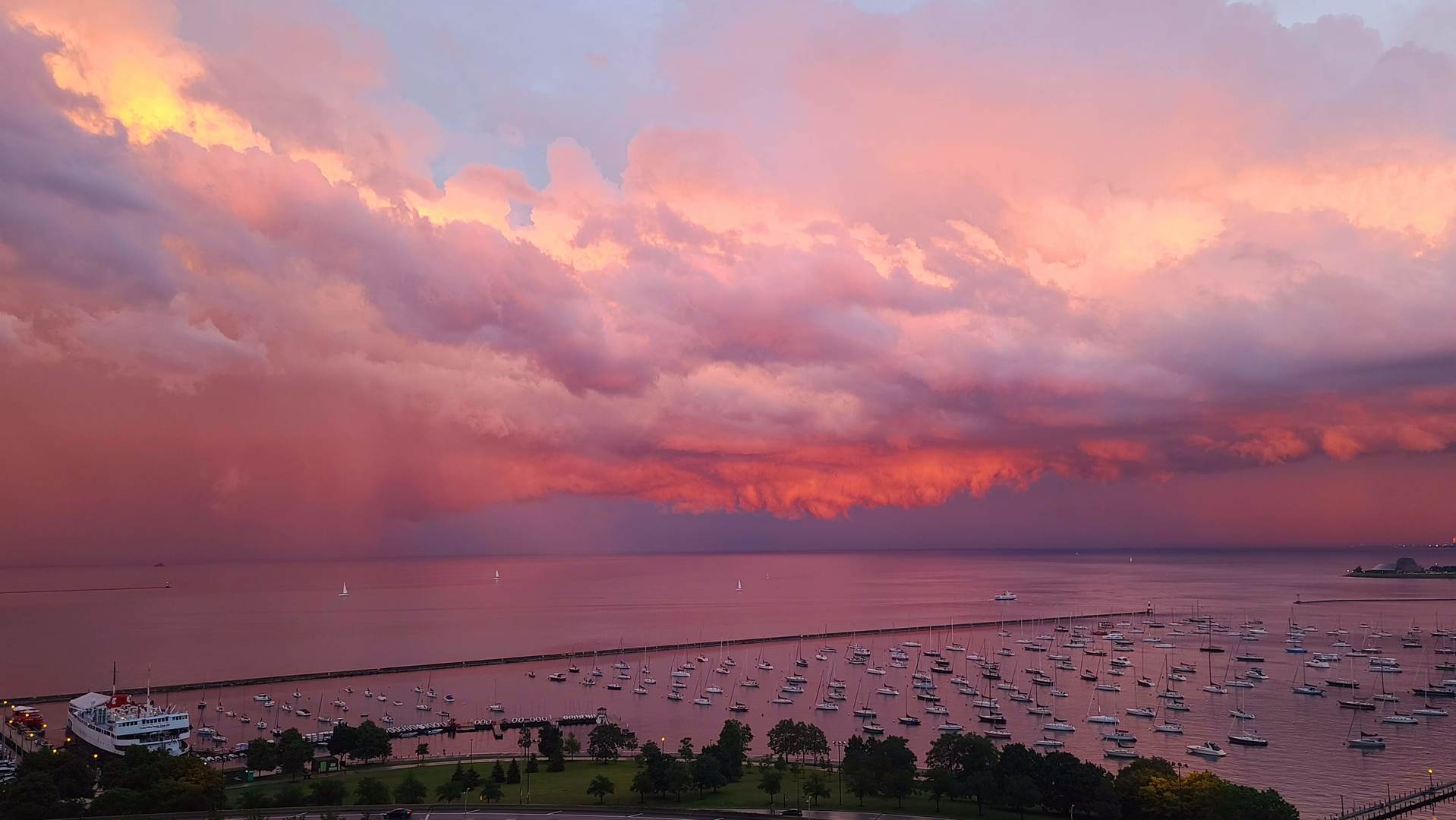 400 East Randolph Street, Unit 3905 Chicago, IL 60601 - Photo 46 of 55 an aerial view of a beach