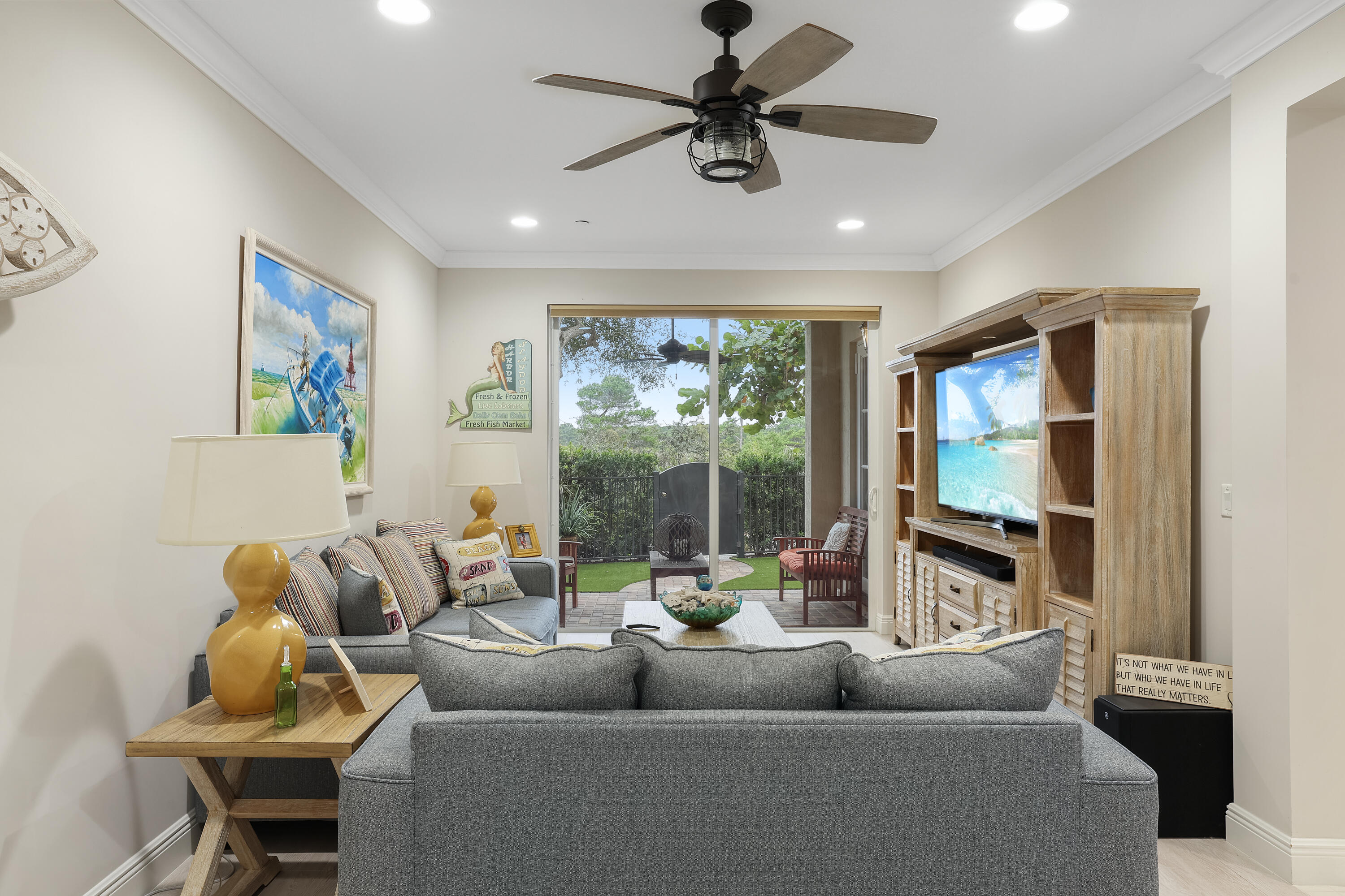 144 Tierra Lane, Unit 13 Jupiter, FL 33477 - Photo 4 of 42 144 Tierra Lane 13 Jupiter 1st Fl Livin