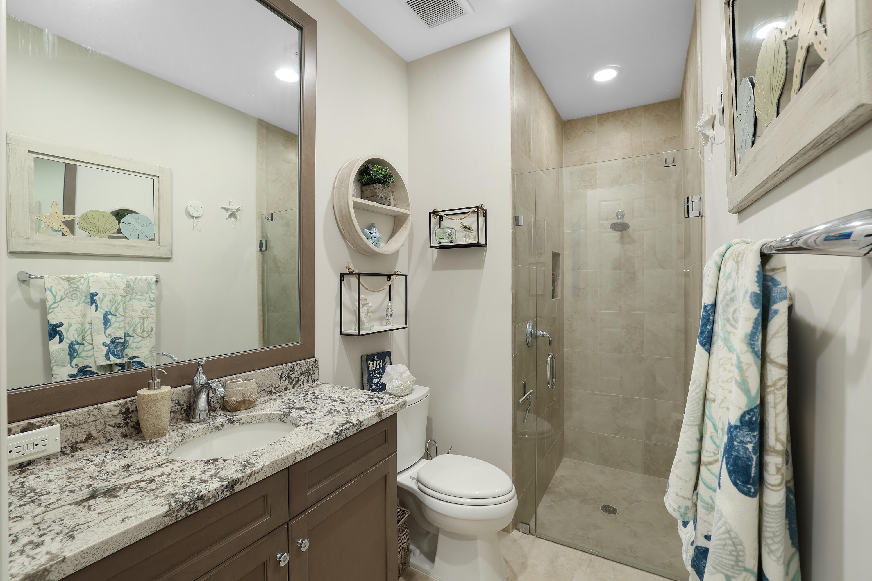 144 Tierra Lane, Unit 13 Jupiter, FL 33477 - Photo 8 of 42 144 Tierra Lane 13 Jupiter Bathroom 1