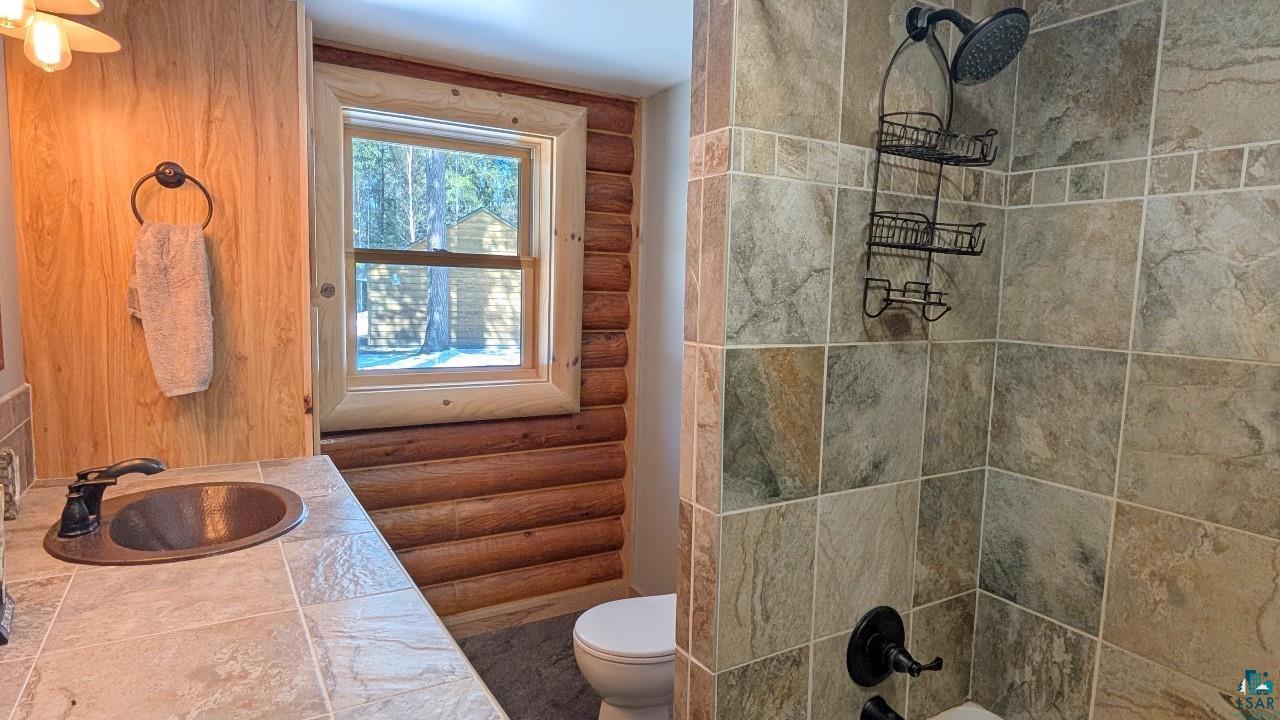 8854 River Road Angora, MN 55703 - Photo 14 of 37
