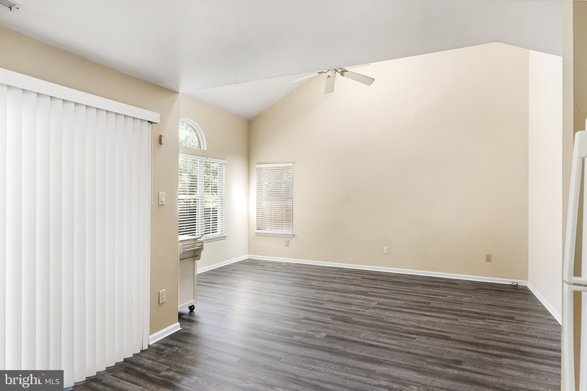 186 Kettlebrook Drive Mount Laurel, NJ 08054 - Photo 11 of 29