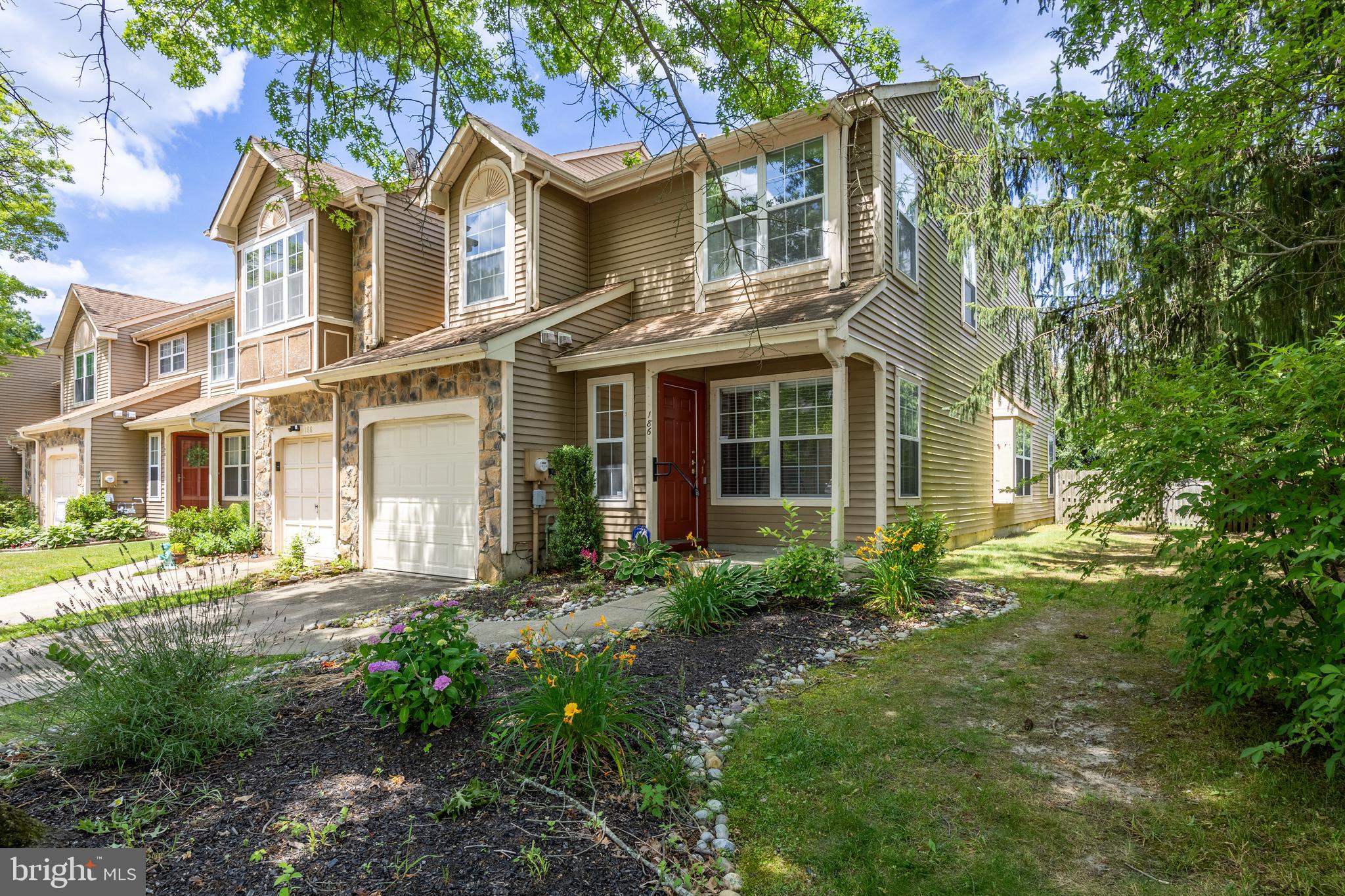 186 Kettlebrook Drive Mount Laurel, NJ 08054 - Photo 3 of 29