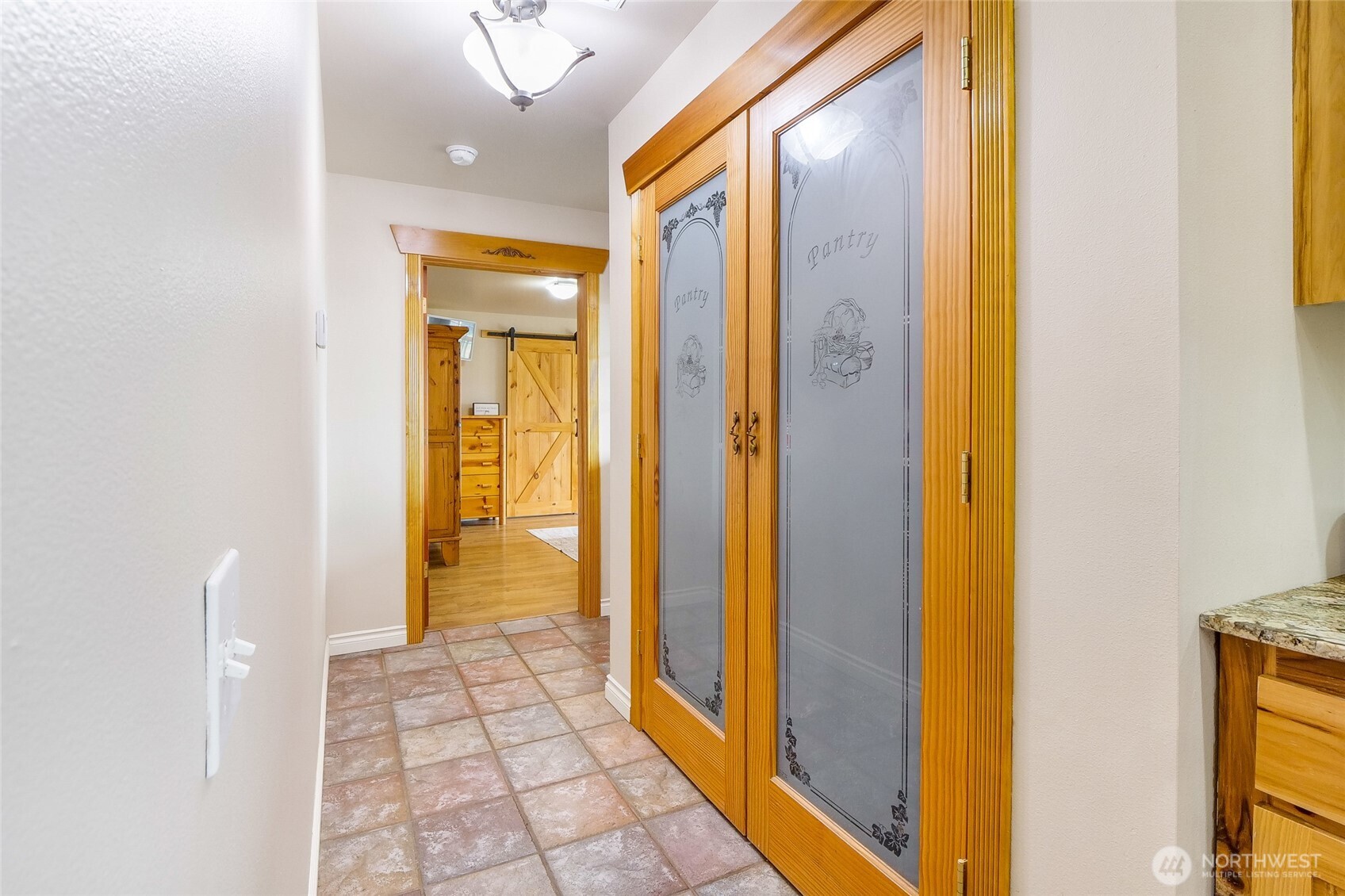 201 Vanderbilt Road Ellensburg, WA 98926 - Photo 22 of 40 a view of a bathroom from a hallway