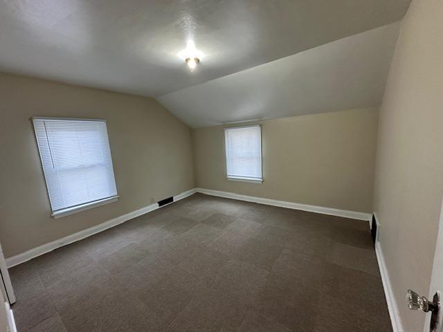 607 10th Avenue Southwest Austin, MN 55912 - Photo 8 of 13