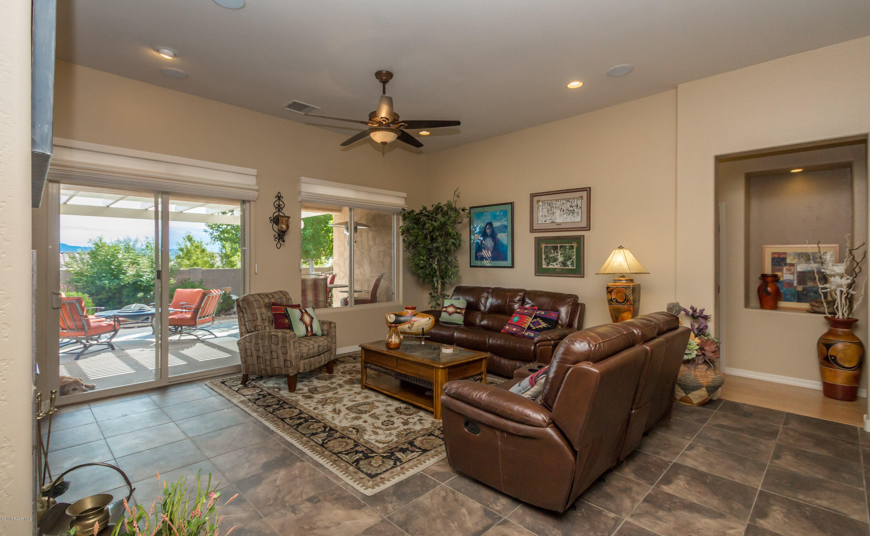 1087 Half Hitch Road, Unit 6 Prescott Valley, AZ 86314 - Photo 5 of 30 Great Room 2