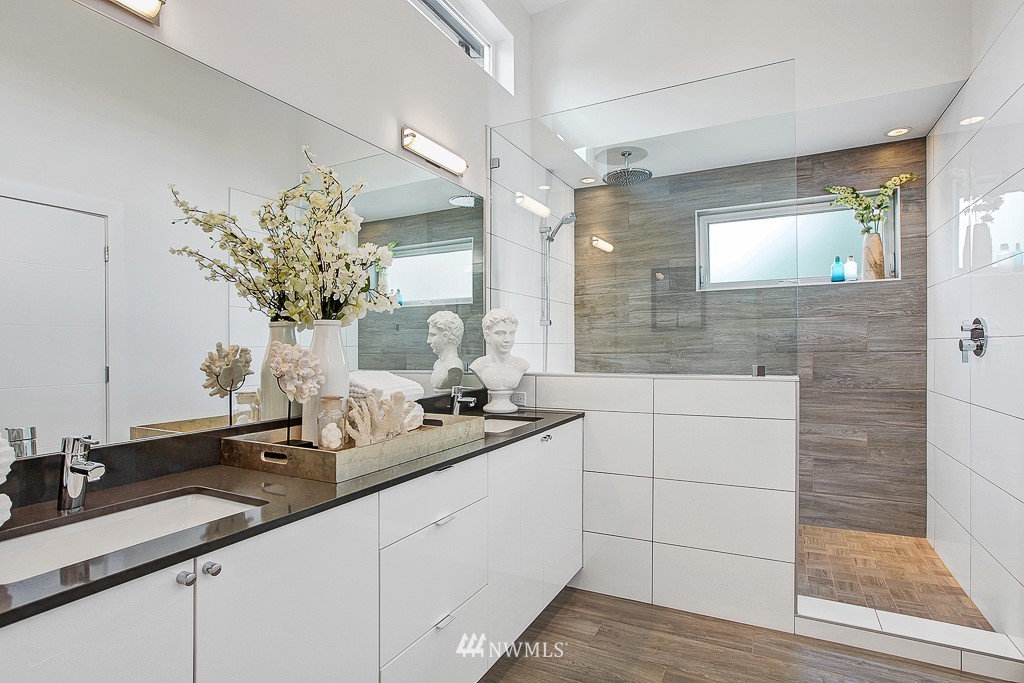 710 North 77th Street Seattle, WA 98103 - Photo 14 of 22 Gallery Image 14