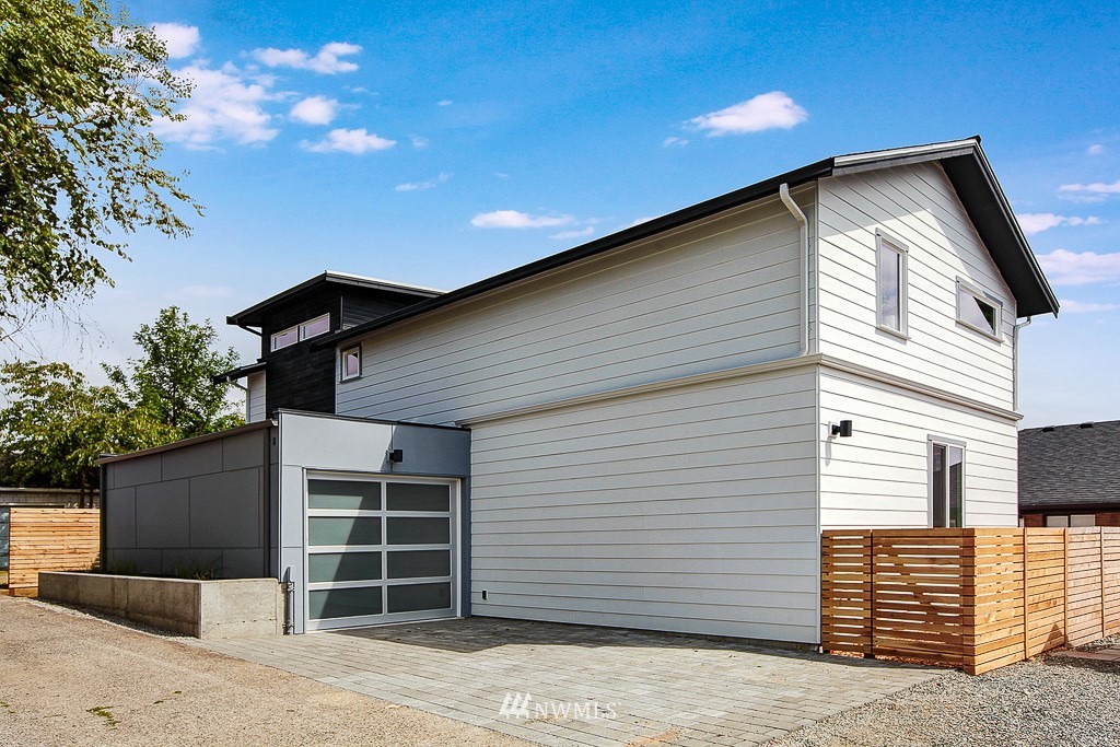 710 North 77th Street Seattle, WA 98103 - Photo 21 of 22 Gallery Image 21