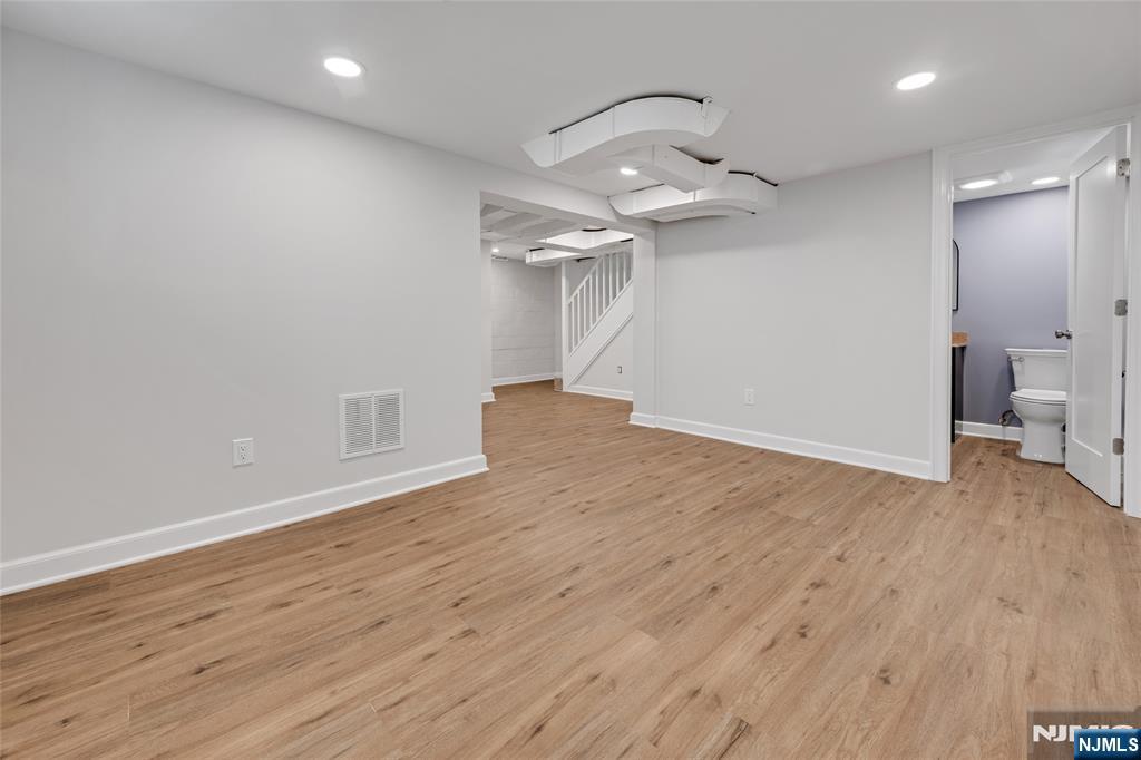 21 End Terrace Bloomfield, NJ 07003 - Photo 19 of 26