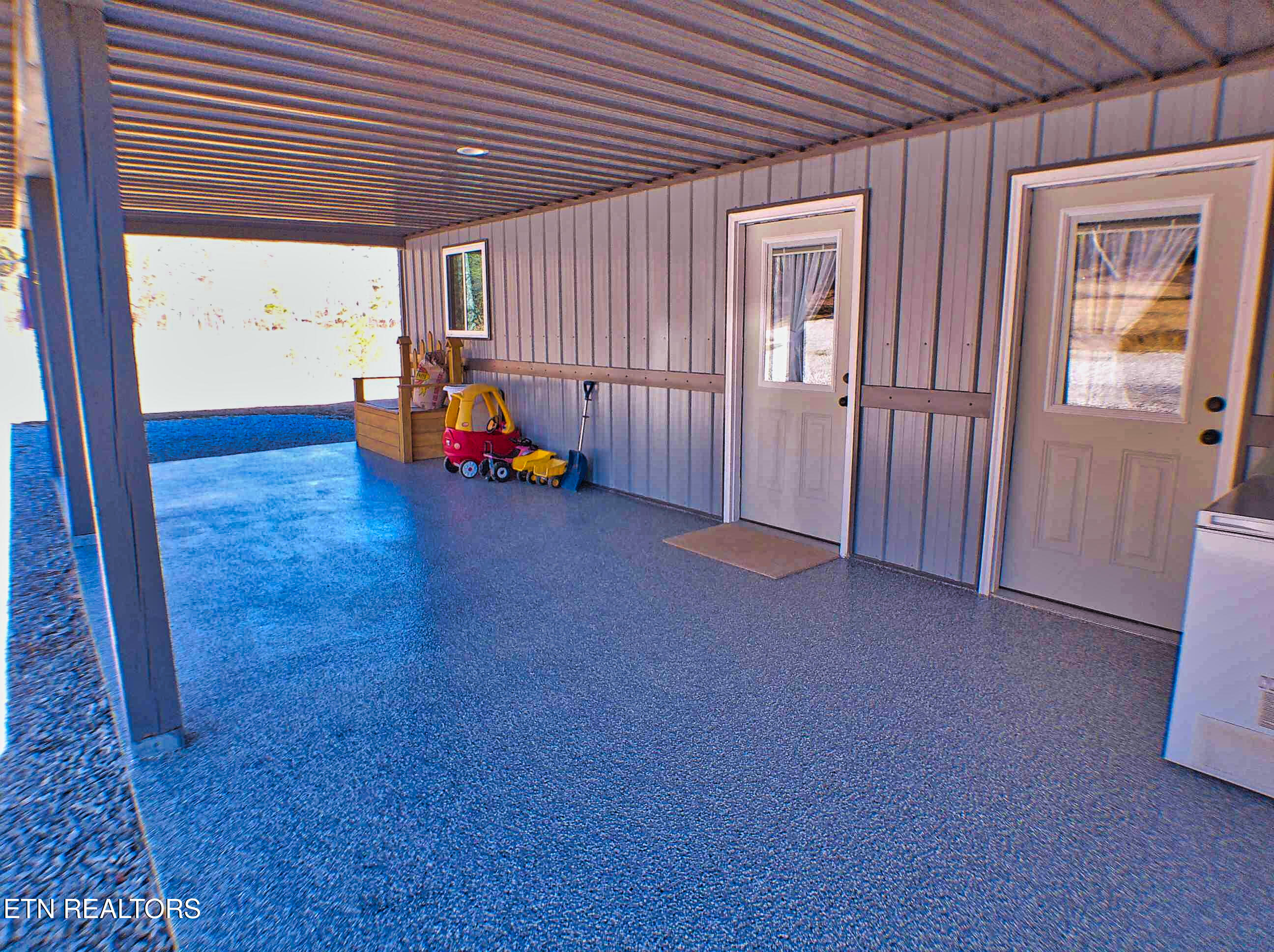 128 Knepp Road Deer Lodge, TN 37726 - Photo 25 of 55 ANMP0131