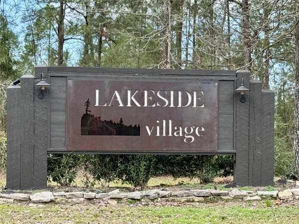 a sign broad on the side of a building