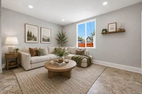 $640,000 | 3324 Franklin Street, Denver, CO 80205