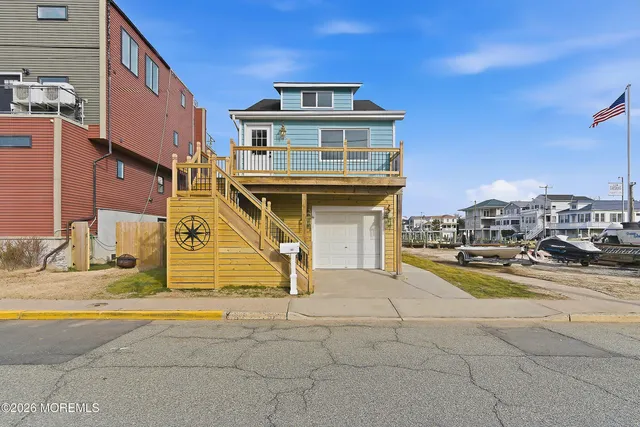 $872,000 | 11 Cheerful Place, Highlands, NJ 07732