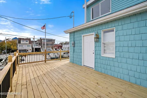 $840,000 | 11 Cheerful Place, Highlands, NJ 07732