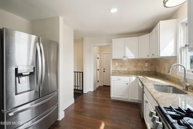 $872,000 | 11 Cheerful Place, Highlands, NJ 07732