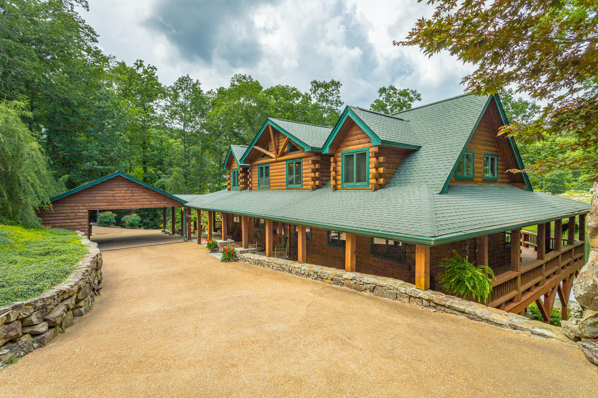 893 Rushing Water Trail Rising Fawn, GA 30738 - Photo 18 of 127 Front Elevation