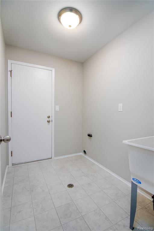 29666 Pine Ridge Circle Farmington Hills, MI 48331 - Photo 10 of 19