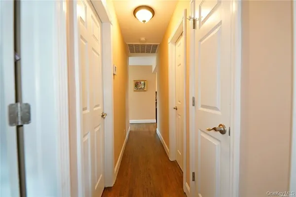 $4,300 | 3918 Berger Avenue, Bethpage, NY 11714