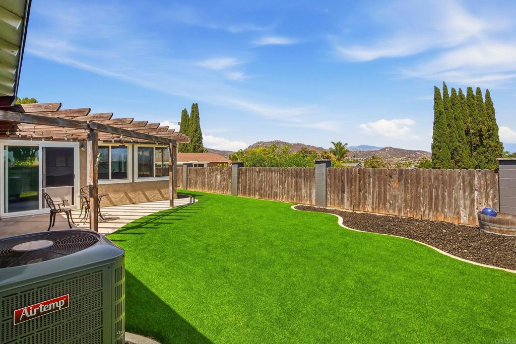 10029 Via Leslie Santee, CA 92071 - Photo 29 of 38