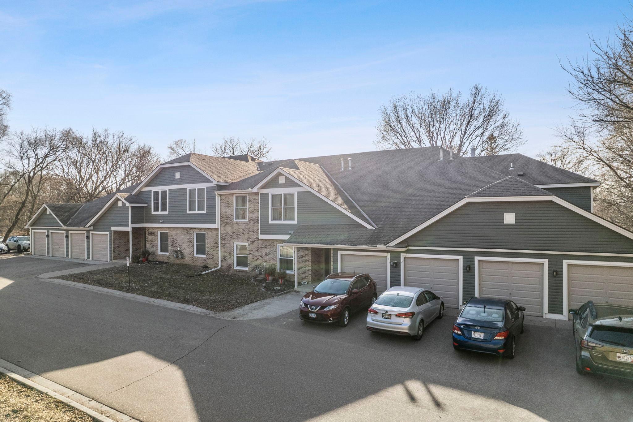 3861 Gold Point, Unit B Eagan, MN 55122 - Photo 38 of 57