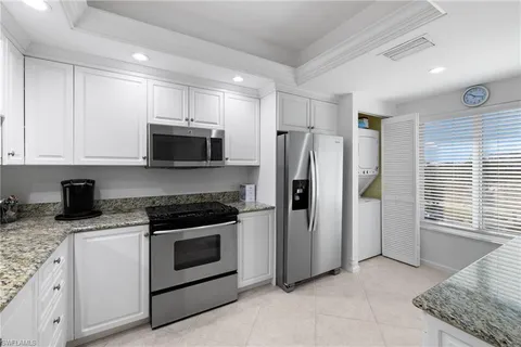 $970,000 | 255 Park Shore Drive, Unit 3341, Naples, FL 34103