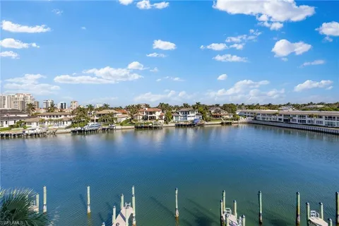 $970,000 | 255 Park Shore Drive, Unit 3341, Naples, FL 34103