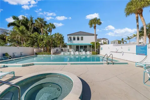 $970,000 | 255 Park Shore Drive, Unit 3341, Naples, FL 34103